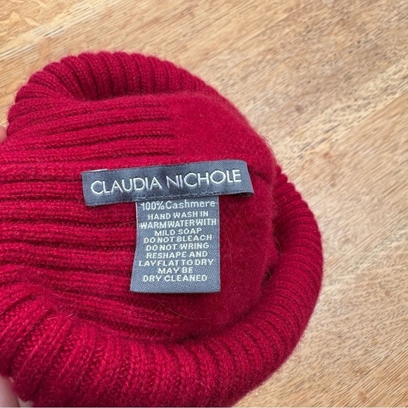 Claudia Nichole Cashmere Beanie - Picture 2 of 4